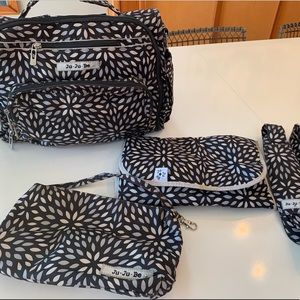 Ju ju be diaper bag, wet bag, changing pad